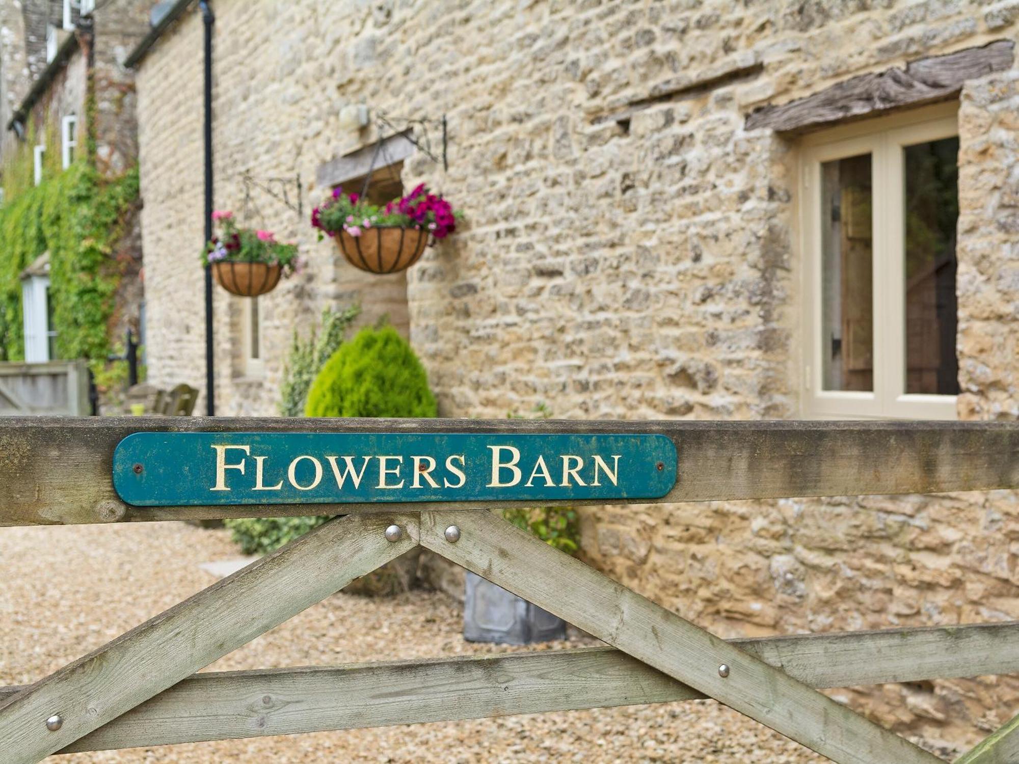 Daglingworth Flowers Barn מראה חיצוני תמונה